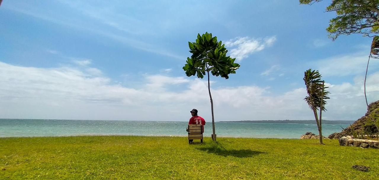 Sunari Beach Resort Selayar Matalalang Luaran gambar